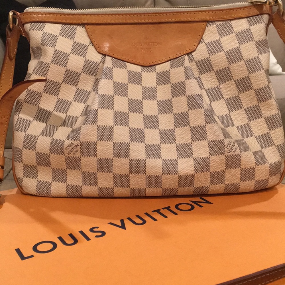 Authentic Louis Vuitton Siracusa PM Damier Azur